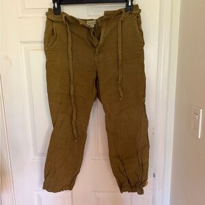 Sundance Women’s Cargo Pants in Olive Brown